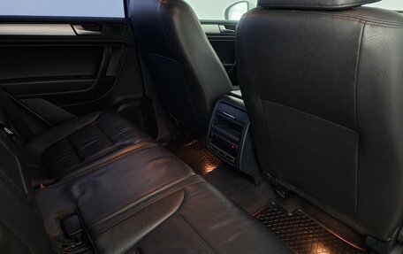 Volkswagen Touareg III, 2012 год, 1 829 000 рублей, 13 фотография