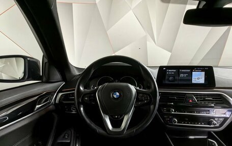 BMW 5 серия, 2017 год, 3 190 000 рублей, 15 фотография