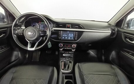 KIA Rio IV, 2018 год, 1 390 000 рублей, 10 фотография
