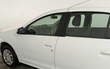 Renault Logan II, 2017 год, 830 000 рублей, 20 фотография
