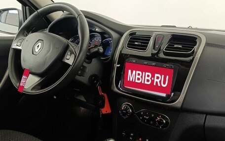 Renault Logan II, 2017 год, 830 000 рублей, 11 фотография
