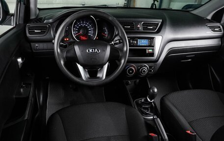 KIA Rio III рестайлинг, 2013 год, 949 000 рублей, 11 фотография