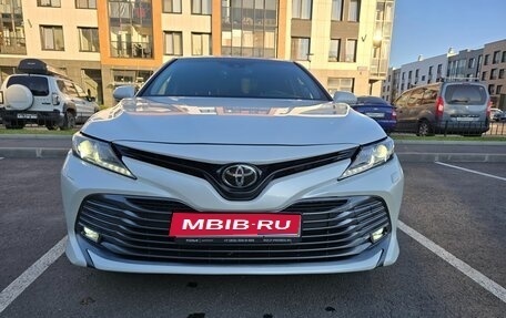 Toyota Camry, 2020 год, 2 890 000 рублей, 1 фотография