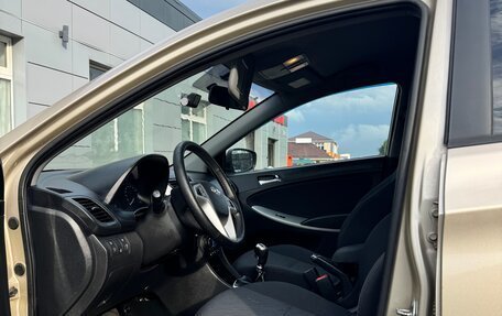 Hyundai Solaris II рестайлинг, 2013 год, 600 000 рублей, 17 фотография