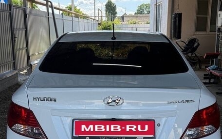 Hyundai Solaris II рестайлинг, 2013 год, 850 000 рублей, 2 фотография
