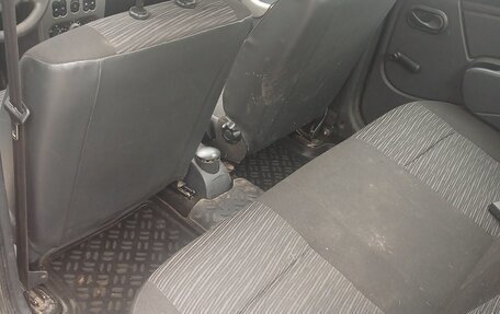 Renault Logan I, 2011 год, 300 000 рублей, 8 фотография