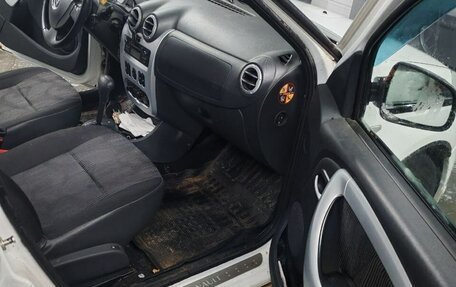 Renault Sandero I, 2013 год, 730 000 рублей, 5 фотография