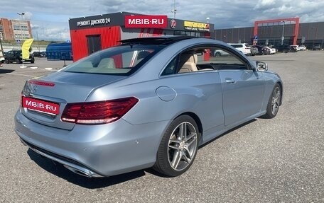 Mercedes-Benz E-Класс, 2015 год, 2 150 000 рублей, 4 фотография
