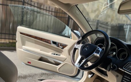 Mercedes-Benz E-Класс, 2015 год, 2 150 000 рублей, 17 фотография