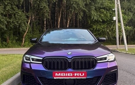 BMW 5 серия, 2022 год, 5 500 000 рублей, 3 фотография