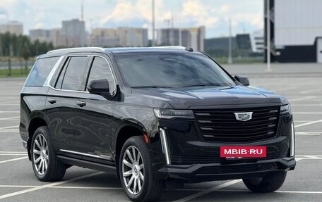 Cadillac Escalade V, 2021 год, 9 990 000 рублей, 2 фотография