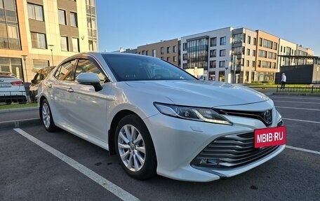 Toyota Camry, 2020 год, 2 890 000 рублей, 3 фотография