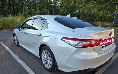 Toyota Camry, 2020 год, 2 890 000 рублей, 4 фотография