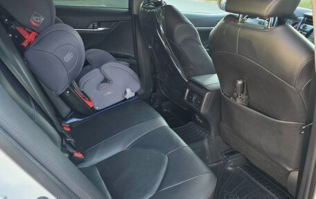Toyota Camry, 2020 год, 2 890 000 рублей, 11 фотография
