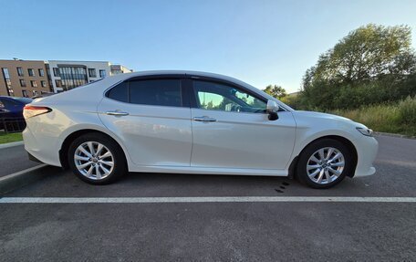 Toyota Camry, 2020 год, 2 890 000 рублей, 7 фотография