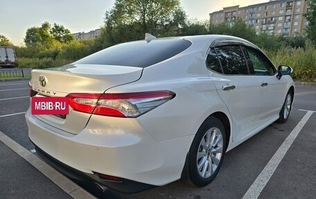 Toyota Camry, 2020 год, 2 890 000 рублей, 6 фотография