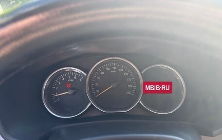 Renault Logan II, 2014 год, 360 000 рублей, 10 фотография