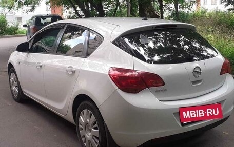 Opel Astra J, 2010 год, 500 000 рублей, 8 фотография