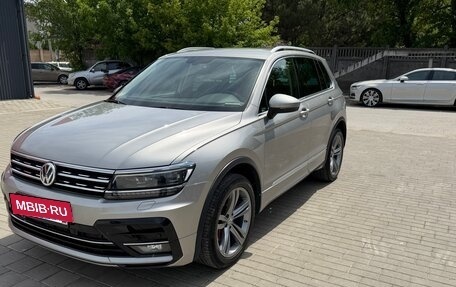 Volkswagen Tiguan II, 2018 год, 3 490 000 рублей, 3 фотография