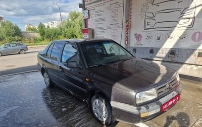 Volkswagen Vento, 1994 год, 155 000 рублей, 1 фотография