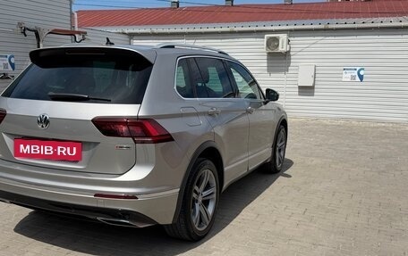 Volkswagen Tiguan II, 2018 год, 3 490 000 рублей, 8 фотография