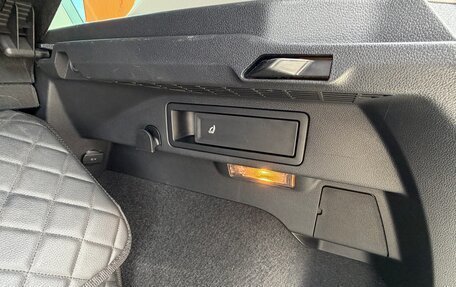 Volkswagen Tiguan II, 2018 год, 3 490 000 рублей, 15 фотография