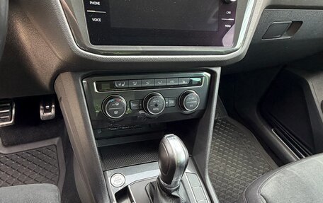 Volkswagen Tiguan II, 2018 год, 3 490 000 рублей, 20 фотография