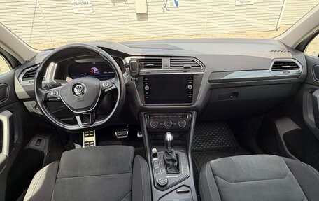 Volkswagen Tiguan II, 2018 год, 3 490 000 рублей, 19 фотография