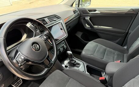Volkswagen Tiguan II, 2018 год, 3 490 000 рублей, 21 фотография