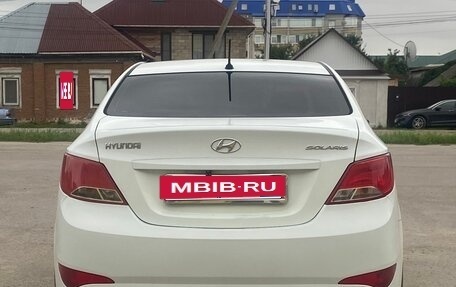 Hyundai Solaris II рестайлинг, 2015 год, 910 000 рублей, 5 фотография