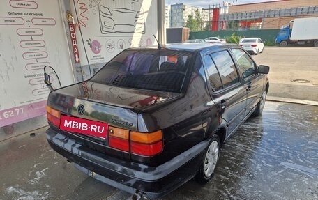 Volkswagen Vento, 1994 год, 155 000 рублей, 9 фотография