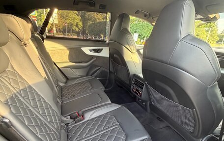 Audi SQ8, 2019 год, 10 200 000 рублей, 7 фотография