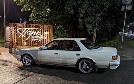 Toyota Cresta, 1990 год, 295 000 рублей, 2 фотография