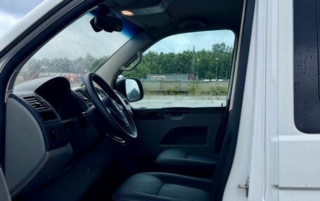 Volkswagen Transporter T5 рестайлинг, 2011 год, 1 299 000 рублей, 12 фотография