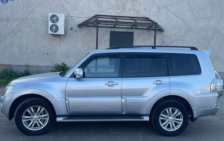 Mitsubishi Pajero IV, 2011 год, 2 050 000 рублей, 6 фотография