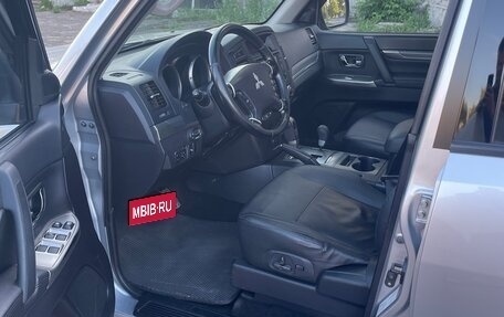 Mitsubishi Pajero IV, 2011 год, 2 050 000 рублей, 8 фотография