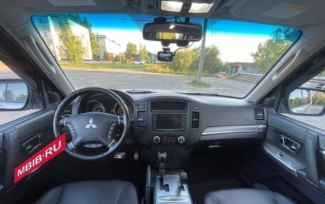 Mitsubishi Pajero IV, 2011 год, 2 050 000 рублей, 11 фотография