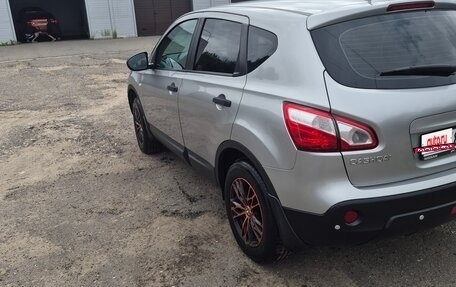 Nissan Qashqai, 2011 год, 900 000 рублей, 4 фотография