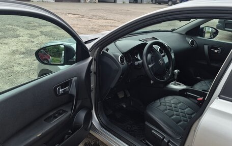 Nissan Qashqai, 2011 год, 900 000 рублей, 9 фотография