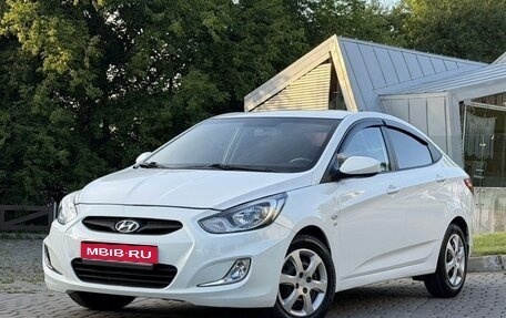 Hyundai Solaris II рестайлинг, 2014 год, 808 000 рублей, 1 фотография