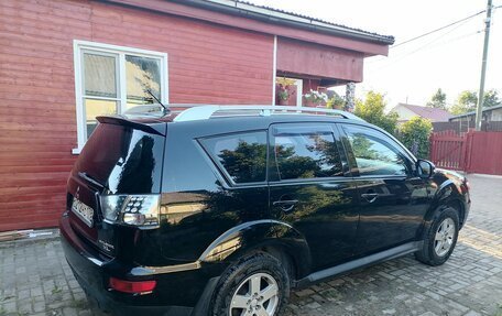 Mitsubishi Outlander III рестайлинг 3, 2010 год, 870 000 рублей, 3 фотография