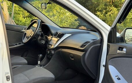Hyundai Solaris II рестайлинг, 2014 год, 808 000 рублей, 14 фотография