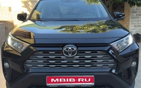 Toyota RAV4, 2020 год, 3 200 000 рублей, 3 фотография