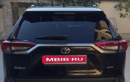 Toyota RAV4, 2020 год, 3 200 000 рублей, 5 фотография