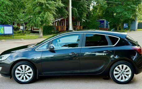 Opel Astra J, 2011 год, 600 000 рублей, 8 фотография