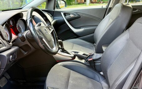 Opel Astra J, 2011 год, 600 000 рублей, 27 фотография