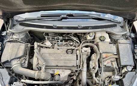 Opel Astra J, 2011 год, 600 000 рублей, 35 фотография