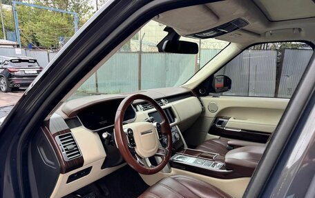 Land Rover Range Rover IV рестайлинг, 2014 год, 4 500 000 рублей, 26 фотография