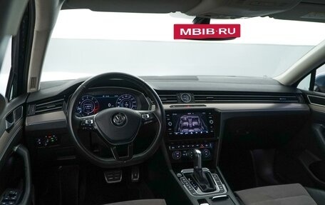 Volkswagen Passat B8 рестайлинг, 2017 год, 2 557 077 рублей, 6 фотография