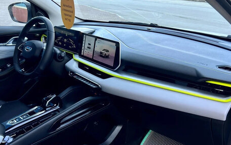 Geely Coolray I, 2023 год, 1 590 000 рублей, 13 фотография